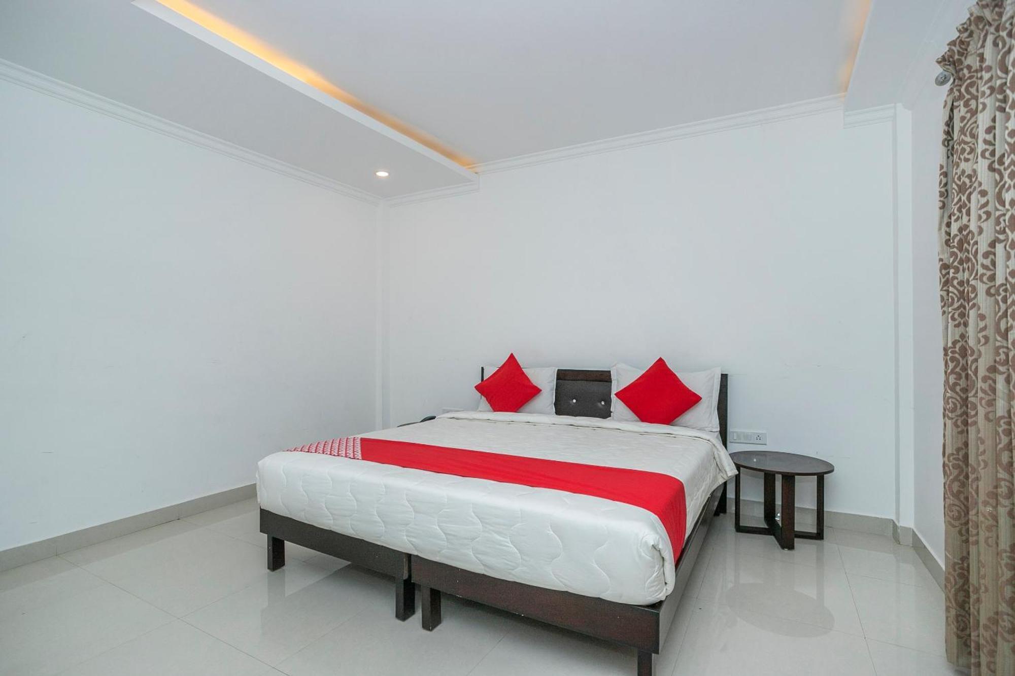 Collection O Cosmopolitan Otel Devanahalli Dış mekan fotoğraf